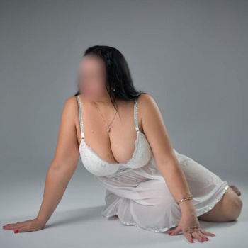 Novedad cariÑosa madurita colombiana en elche, Elche