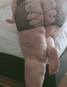 Gorda viciosa chocho carnoso gordo culo gigante desde 50€