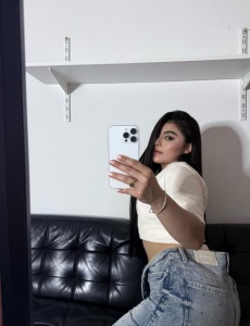Antonella pelinegra hermosa