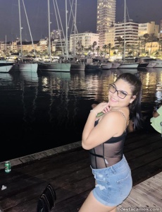 Valentina chica joven