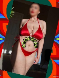 .Hola me llamo REBECCA soy una chica elegante, femenina, guapa