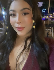 Ember  morenita,cariÑosa con muchas ganas de