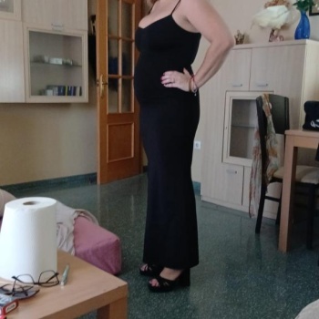 Mujer guapa y, Elche