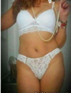 Claudia madurita con ganas de buena compaÑia