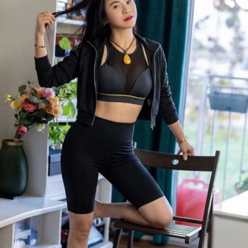 Femenina, elegante y muy cercana soy una mujer, Torrevieja