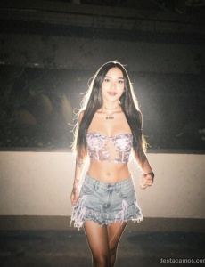 Saray una dulce y linda chica, nueva en la zona.
