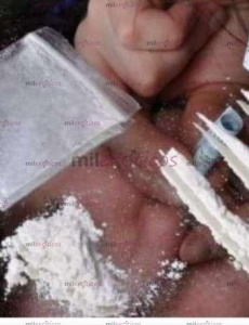 Morenaza fiestera 24 horas soy tu putita caliente