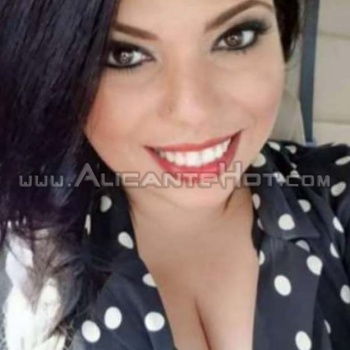 Anitta, Alicante
