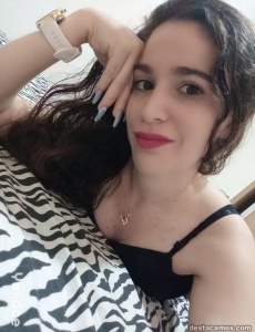 Hola soy Valeria, una joven delgadita argentina aunque
