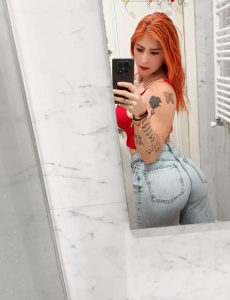 Alana soy una mujer completa y muy divertida ven a vivir momentos inolvidables