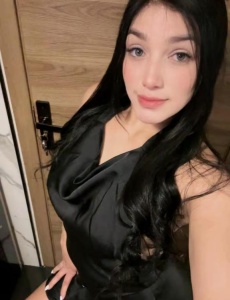 Kassandra venezolana llámame