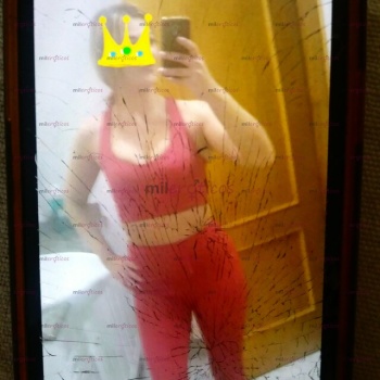 Española 32 años. Me gustan los besos con lengua y los juegos con aceite, y mas, Elda