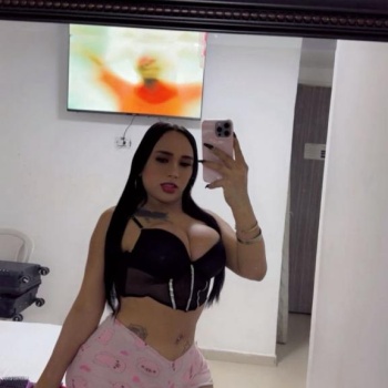 Karin chica colombiana masajes relajantes pasa un rato increíble com un masaje relajante, Alicante
