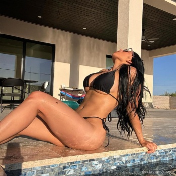 Hola, cariño. Soy stella, una mujer elegante, femenina, Alicante