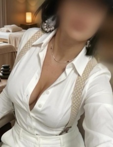 María española masajista titulada privado