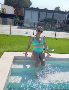 Descubre a andrea, tu colombiana️