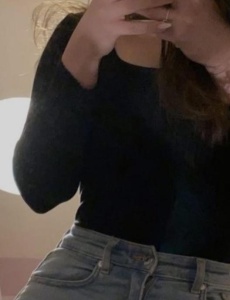 Latina , cariñosa y