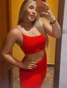 Hola, soy Estrella, una colombiana creativa, coqueta y