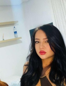 Camila, latina preciosa en alicante