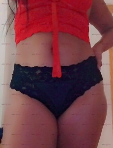 Cristina. Jovencita de 22 años alegre y divertida!!