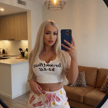 Jessica, a new luxury escort in town, Elche