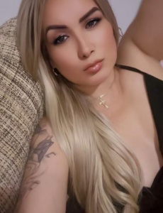 Novedad latina muy amable y única en benidorm