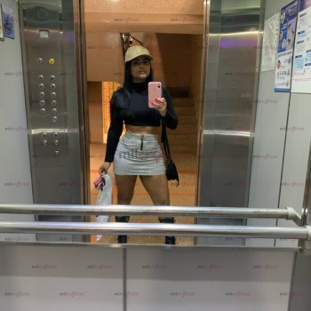 Hermosa latina de 25 años nalgona y complaciente recién llegada, Alcoy