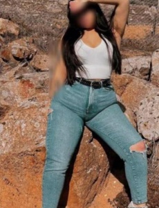 Curvy (griego de paso por tu ciudas