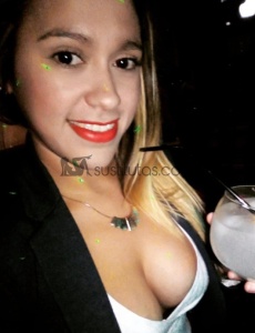 Soy laura, un joven alegre y muy divertida que llega a esta ciudad para conocer gente interesante
