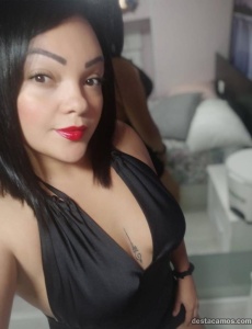 Soy una chica colombiana , amorosa encantadora
