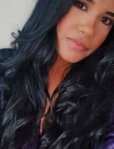 Hola soy catalina cariño una dulce y universitaria... Elche
