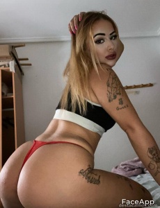 Chica 21 años muñequita