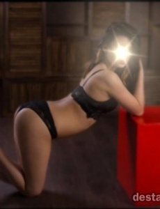 Latina para pasarla bien con un masaje esquisito