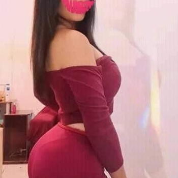 Masajes relajantes joven modelo, Elche
