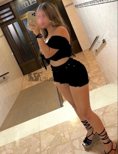Me llamo valentina, soy masajista profesional, tengo ganas de conocer buenos amigos