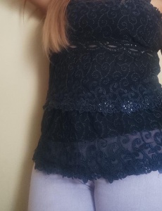 Latina piel canela (pego)