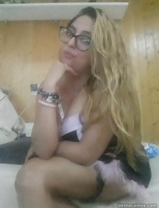 Colombiana máxima discreción