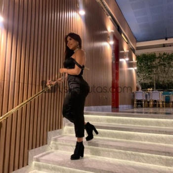 Anahi, me encanta salir a cenar, hacer ejercicio y pasar tiempo con mis amigos, Alicante