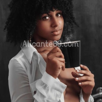 Talía, delgadita 23 años, foto..., Alicante