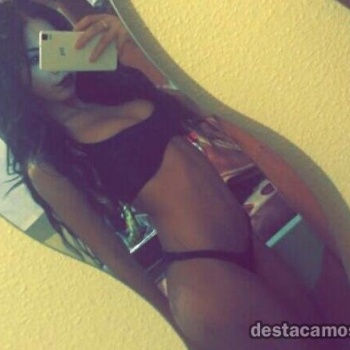 Morena escandalosamente guapa, Torrevieja