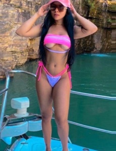 Tatiana belíssima colombiana muy elegante