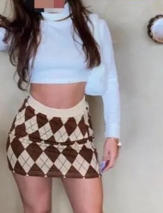 Española jovencita y traviesa solo whatsap