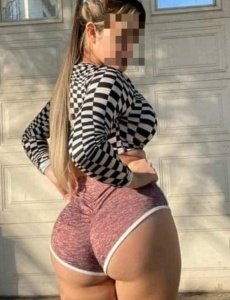 Sol jovencita muy guapa en tu zona la mas guapa de todas
