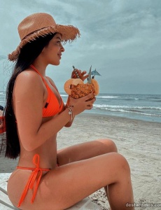 Modelo colombiana en alicante
