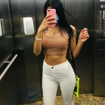 Hermosa mujer jazmín, Denia