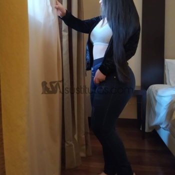 Carolina, soy una chica latina que busca chicos divertidos para pasar un momento inolvidable, realizo masajes relajantes, Alicante
