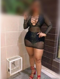 Latina encantadora y muy ecantadora