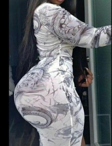 Chica colombiana boluptuosa