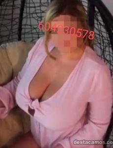 Rubia madurita exuberante