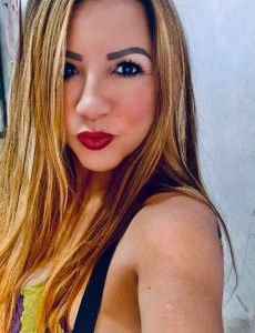 Sofía, novedad, sexy y hermosa latina
